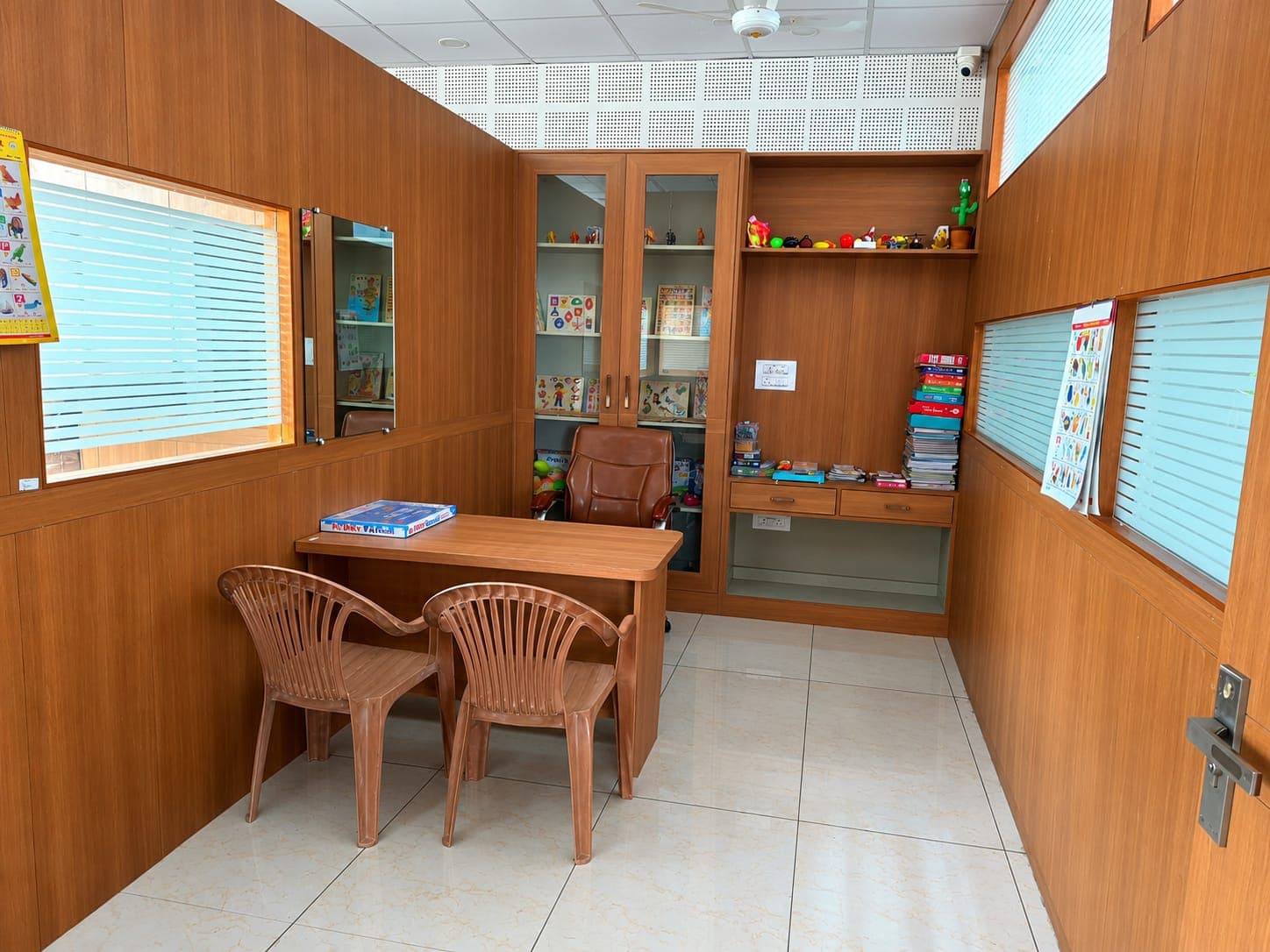 S.R College speech-language therapy consultation room and articulation clinical lab